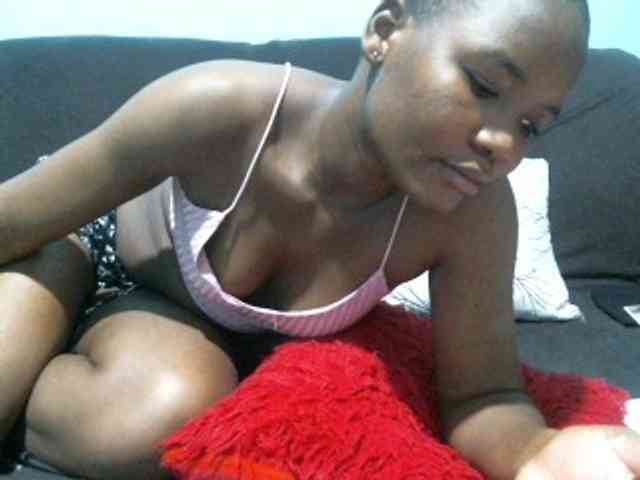 rakisha1 webcam