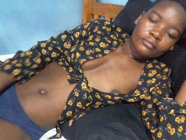 rakisha1 webcam
