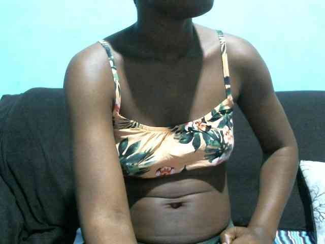 rakisha1 webcam