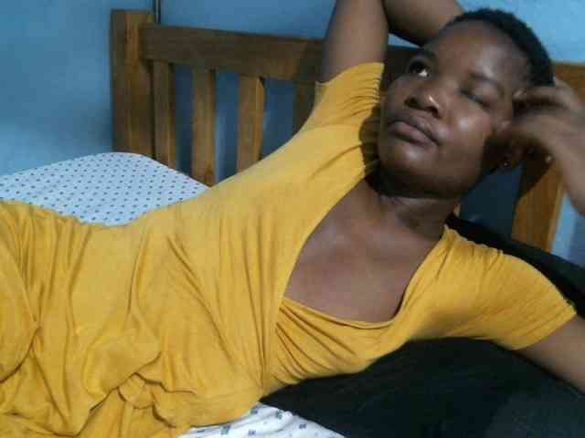 rakisha1 webcam
