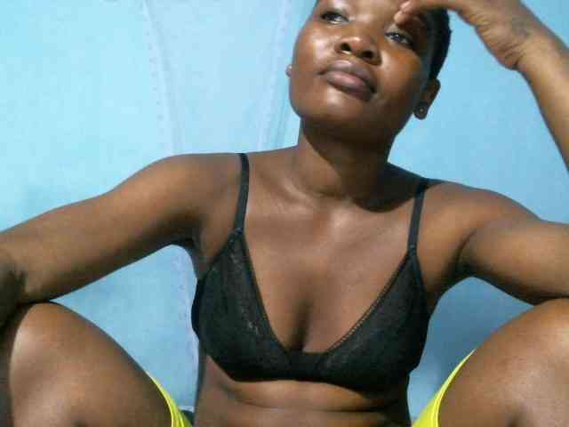 rakisha1 webcam