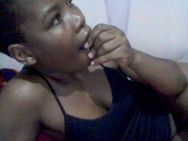 rakisha1 webcam