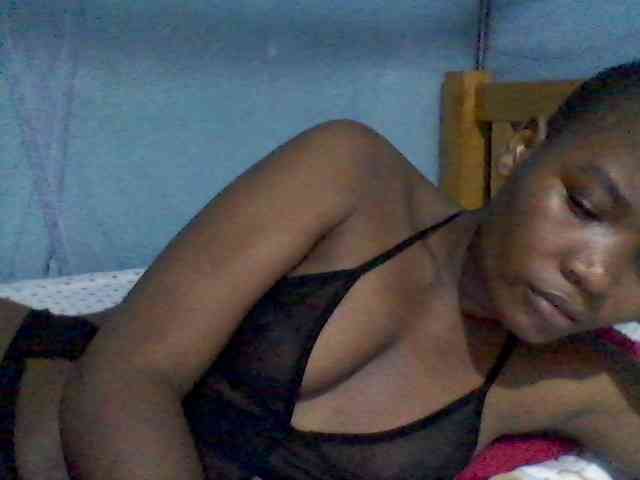 rakisha1 webcam