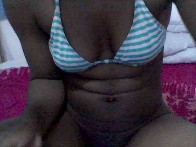 rakisha1 webcam