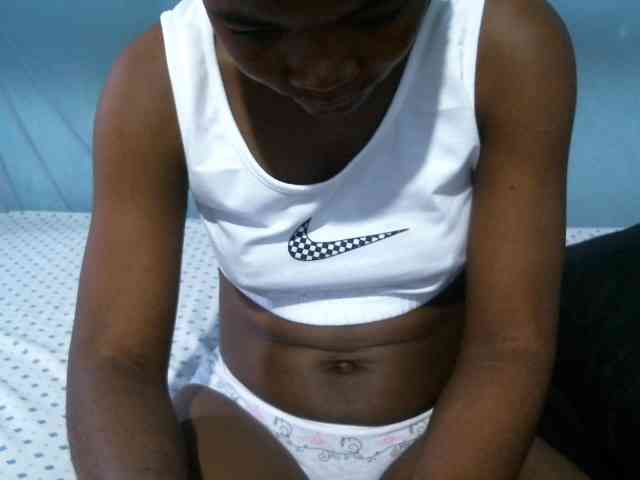 rakisha1 webcam