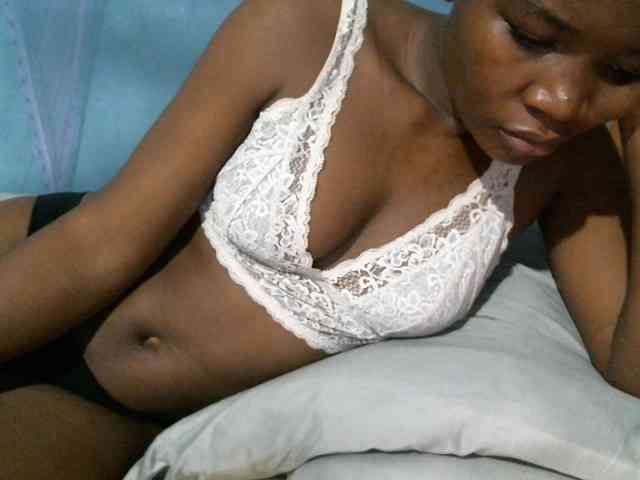 rakisha1 webcam