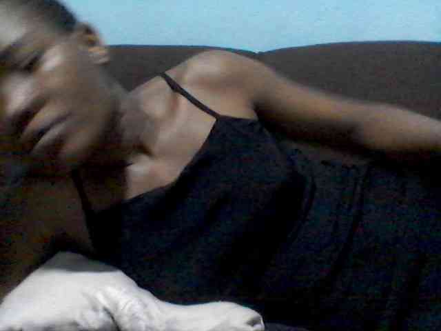 rakisha1 webcam