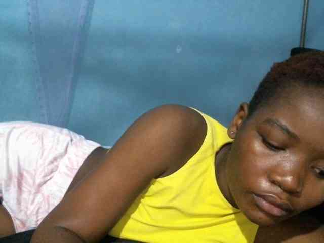 rakisha1 webcam