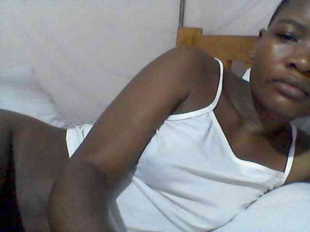 rakisha1 webcam