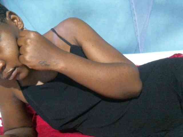 rakisha1 webcam