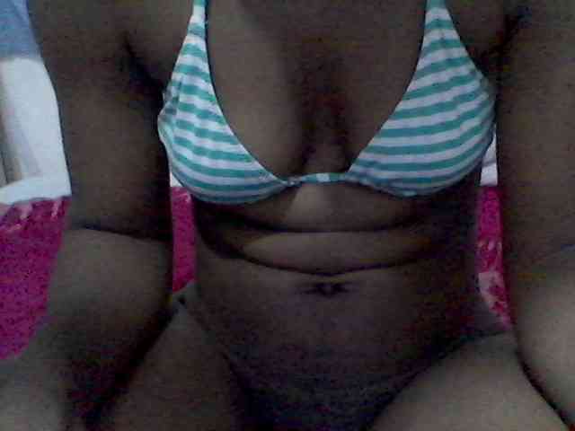 rakisha1 webcam