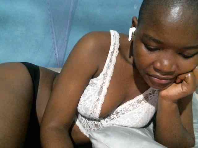 rakisha1 webcam