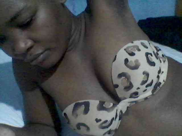 rakisha1 webcam