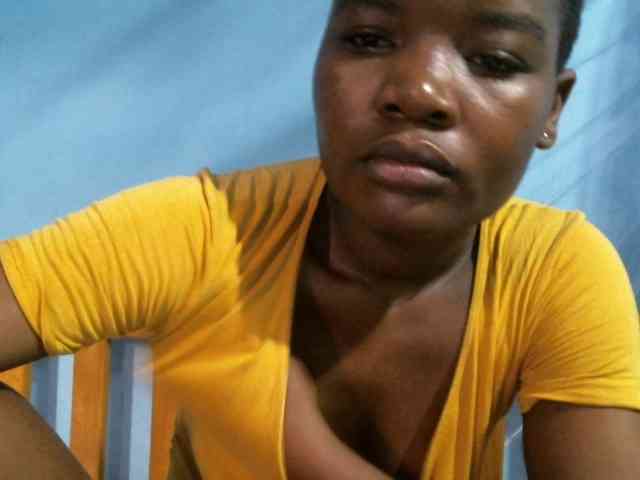 rakisha1 webcam