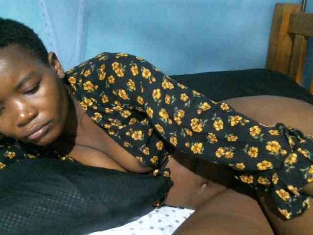 rakisha1 webcam