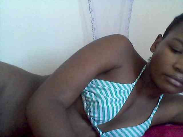 rakisha1 webcam