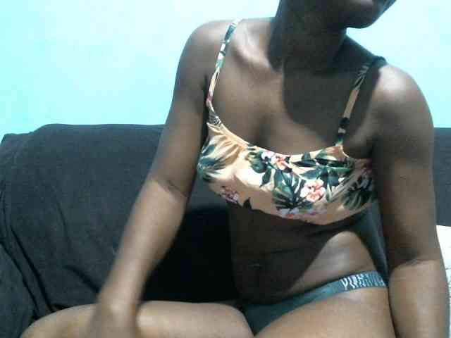 rakisha1 webcam