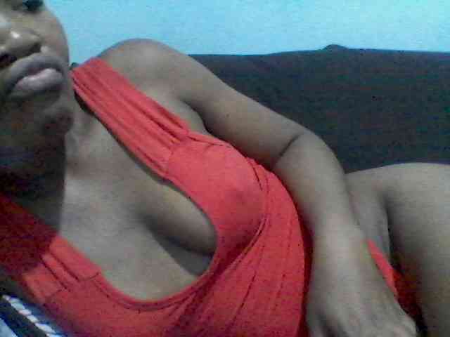 rakisha1 webcam