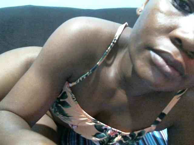 rakisha1 webcam