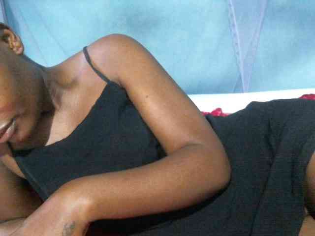 rakisha1 webcam