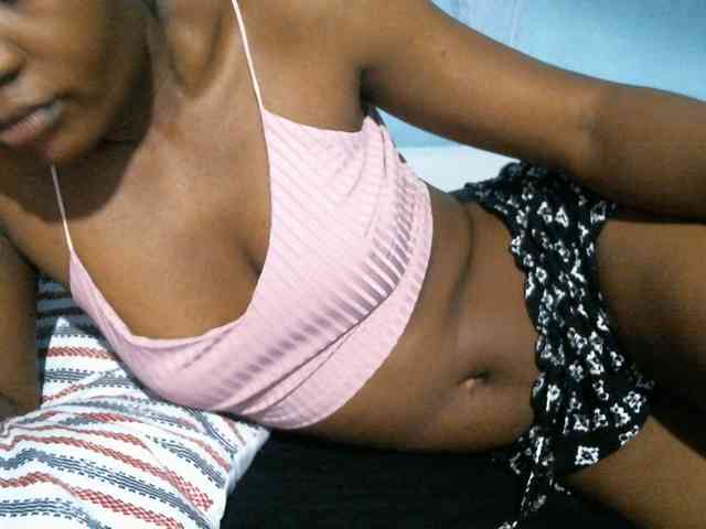rakisha1 webcam