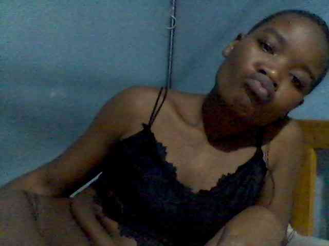 rakisha1 webcam