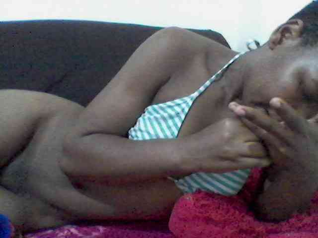 rakisha1 webcam