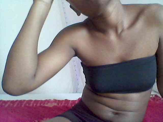 rakisha1 webcam