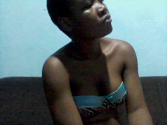 rakisha1 webcam