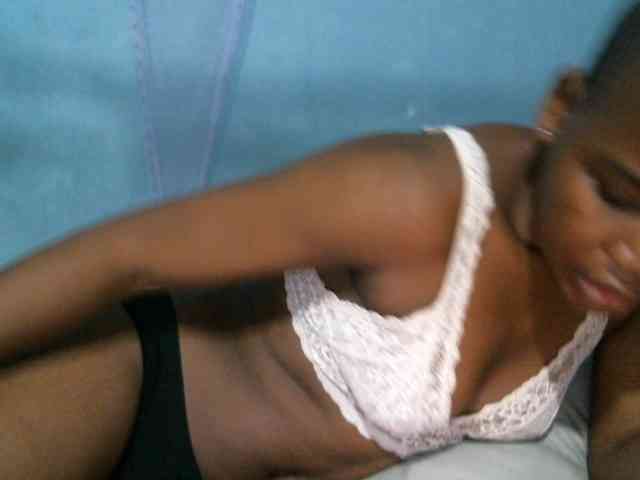 rakisha1 webcam