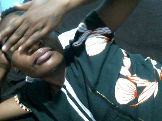 rakisha1 webcam