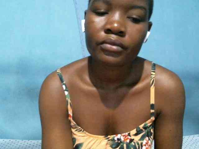 rakisha1 webcam