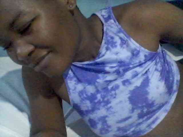 rakisha1 webcam
