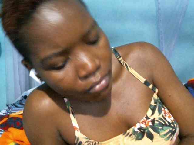 rakisha1 webcam