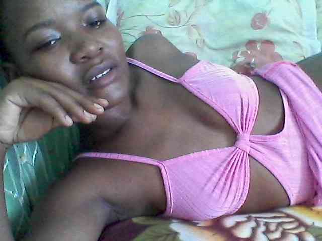 rakisha1 webcam