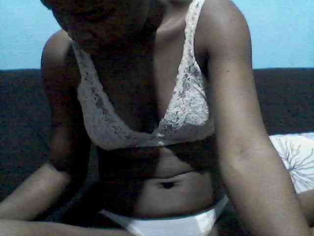 rakisha1 webcam
