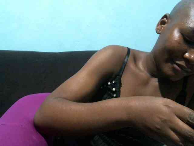 rakisha1 webcam
