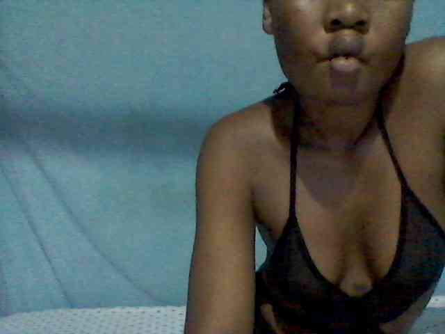 rakisha1 webcam