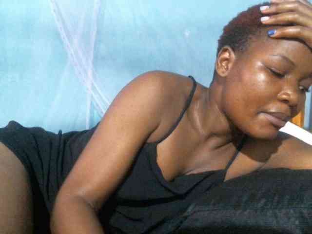 rakisha1 Live Webcam on BongaCams