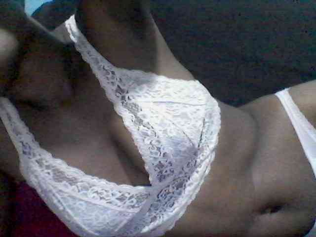 rakisha1 webcam