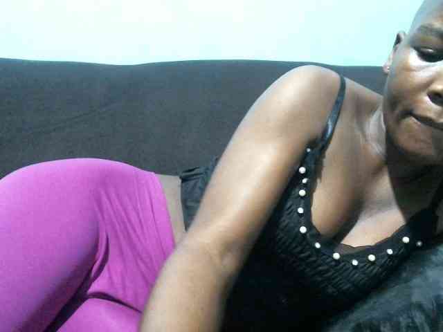 rakisha1 webcam