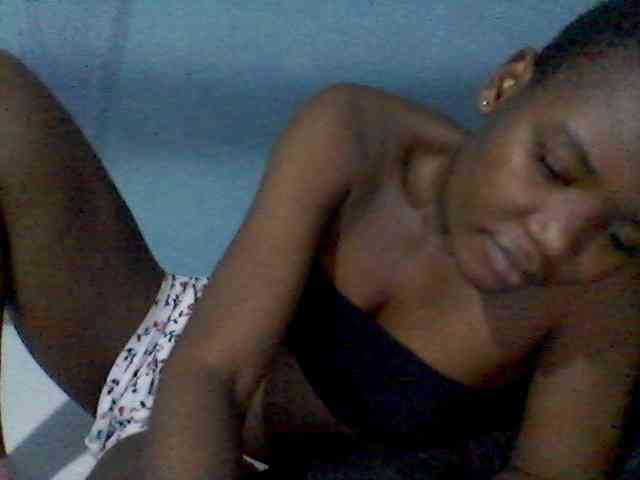 rakisha1 webcam