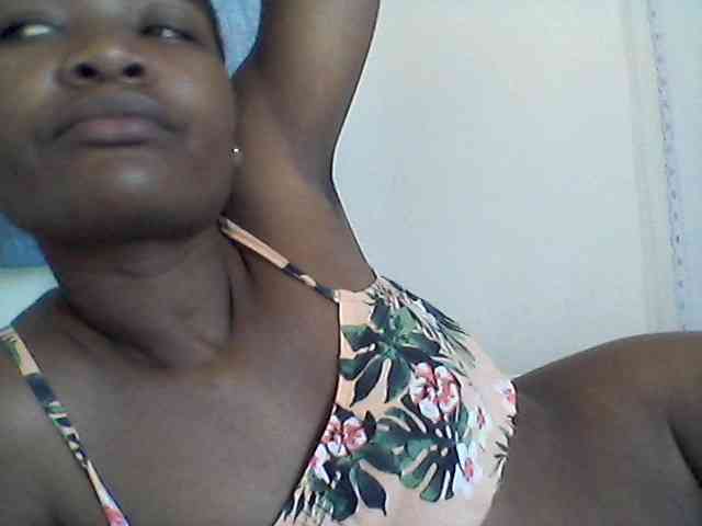 rakisha1 webcam
