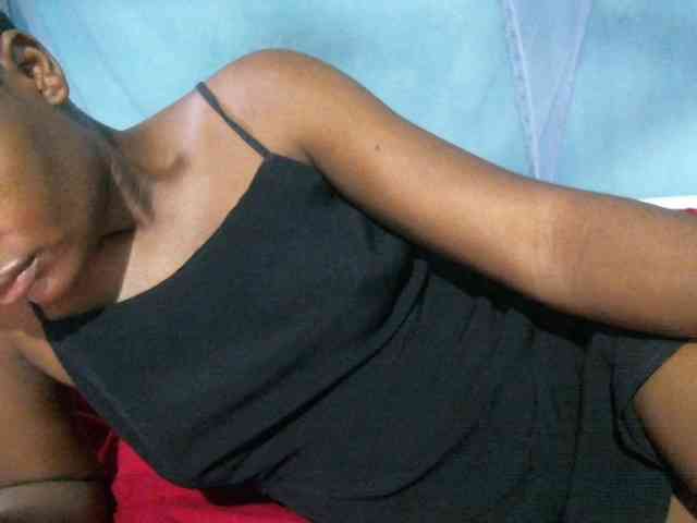 rakisha1 webcam