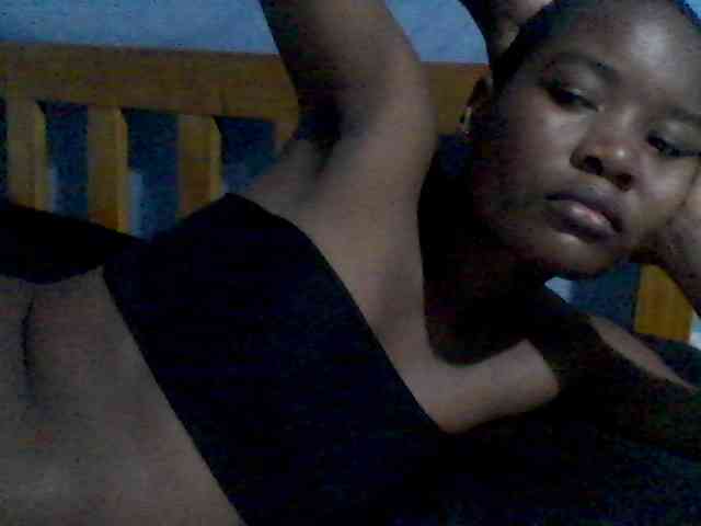 rakisha1 webcam