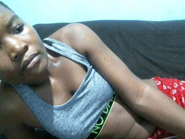 rakisha1 webcam