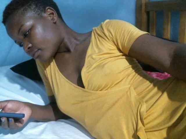 rakisha1 webcam