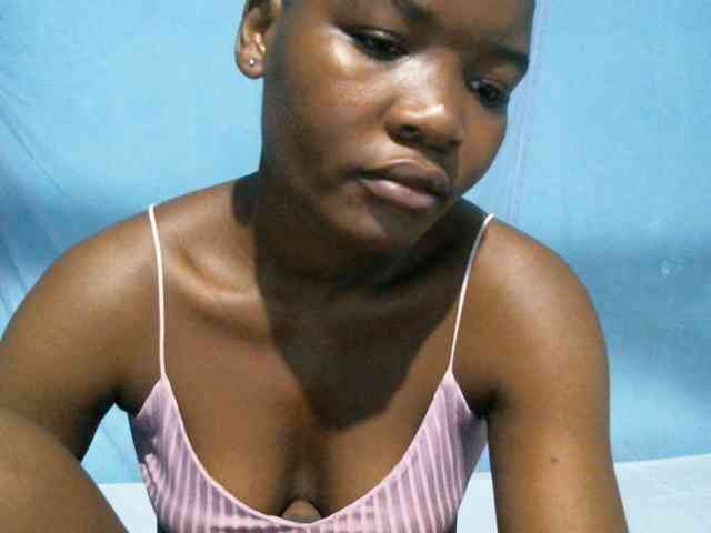 rakisha1 webcam