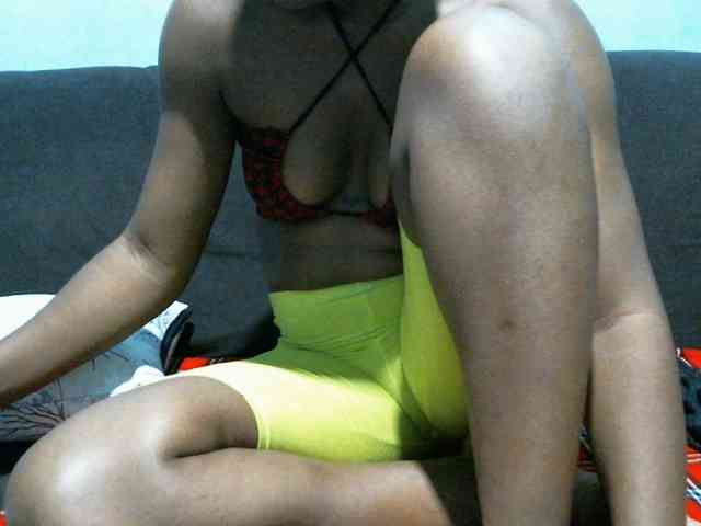 rakisha1 webcam