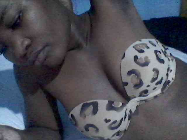 rakisha1 webcam